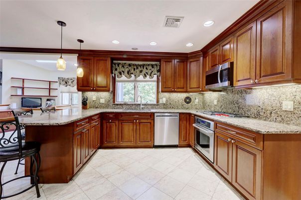 Interior, Kitchen, Pendant Lights, Recessed Lighting