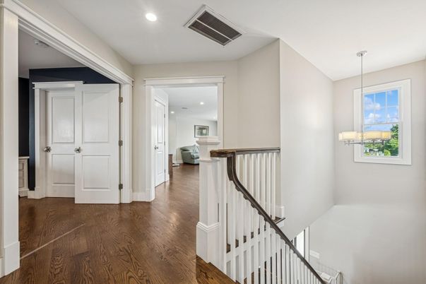 Interior, Pendant Lights, Recessed Lighting, Wood Texture Flooring