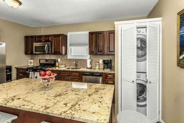 Interior, Kitchen, Stainless Steel Appliances, Utility Closets, Washer
