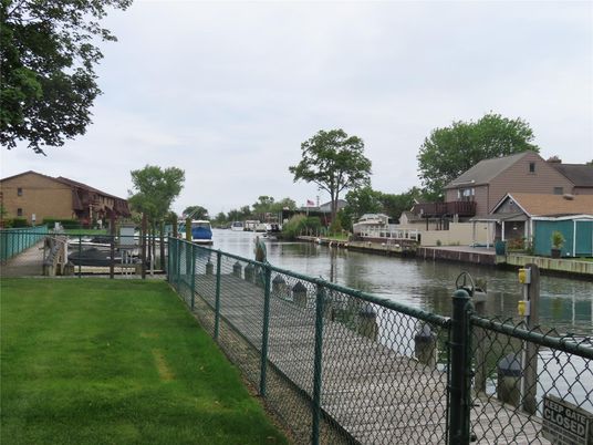 Exterior, Water