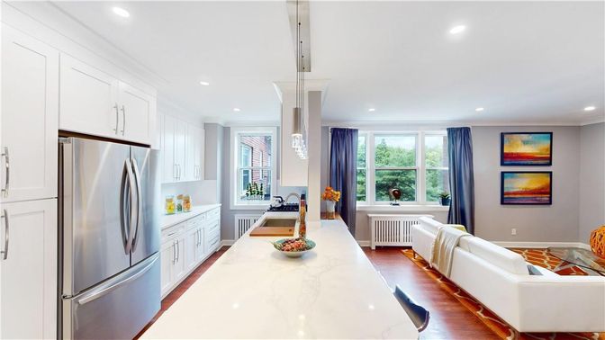 Interior, Kitchen, Living room, Pendant Lights, Recessed Lighting, Stainless Steel Appliances, Wood Texture Flooring
