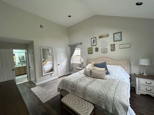 Bedroom, Interior, Recessed Lighting, Wood Texture Flooring