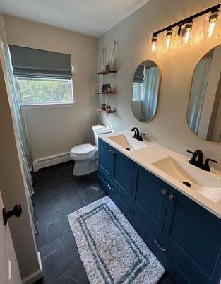 Bathroom, Dual Sink Vanities, Interior