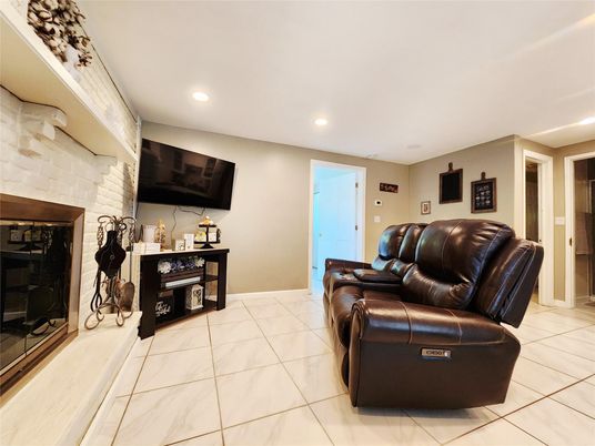 Interior, Living room, Marble, Recessed Lighting