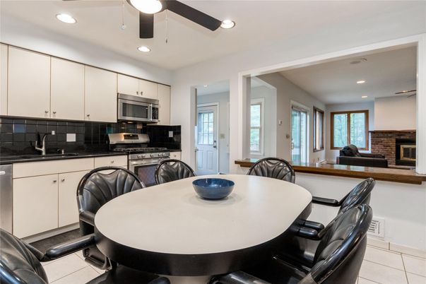 Dining room, Interior, Kitchen, Recessed Lighting, Stainless Steel Appliances