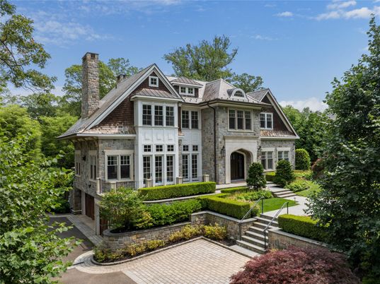 Exterior, Facade, French Provincial