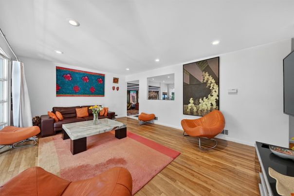 Interior, Living room, Recessed Lighting, Wood Texture Flooring