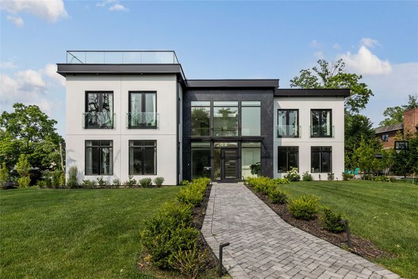 Backyard, Exterior, Facade, Modern