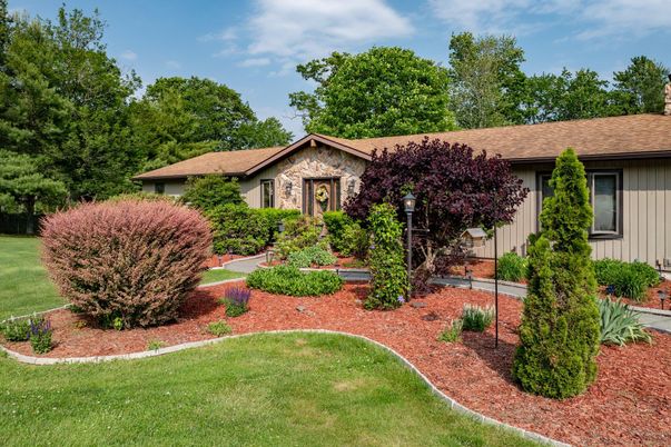 Backyard, Exterior, Facade, Ranch
