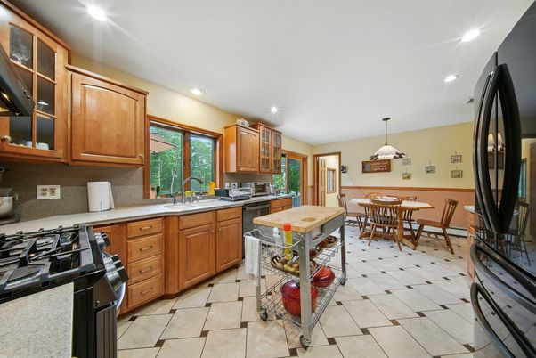 Dining room, Interior, Kitchen, Pendant Lights, Recessed Lighting