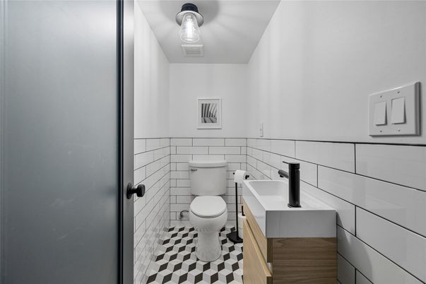 Bathroom, Interior