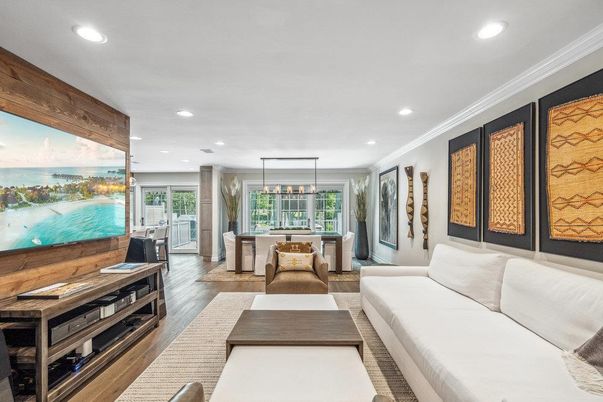 Dining room, Interior, Living room, Pendant Lights, Recessed Lighting, Water, Wood Texture Flooring