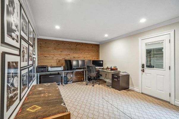 Home Office, Interior, Recessed Lighting, Wooden Walls