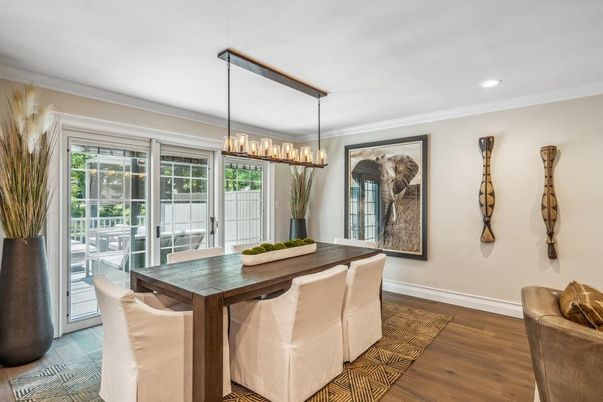 Chandelier, Dining room, Interior, Pendant Lights, Recessed Lighting, Wood Texture Flooring