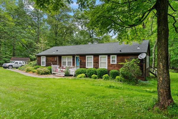 Backyard, Exterior, Facade, Log Home