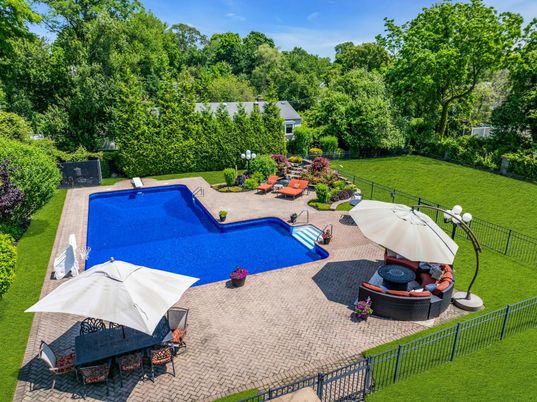 Backyard, Exterior, Pool