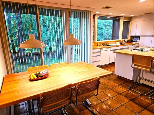 Dining room, Interior, Kitchen, Pendant Lights, Recessed Lighting