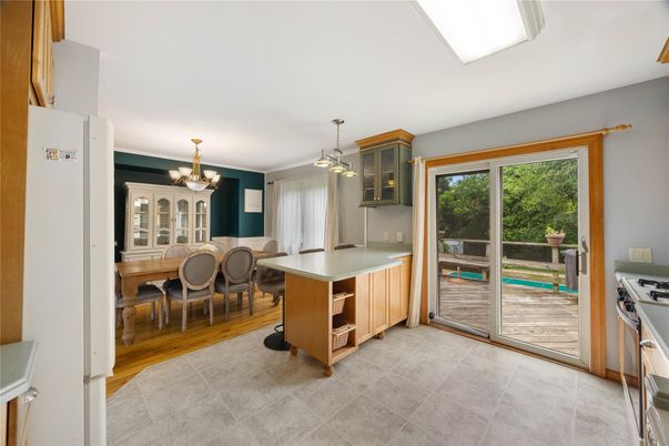 Chandelier, Dining room, Interior, Pendant Lights, Wood Texture Flooring
