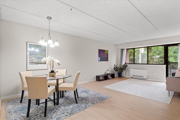 Chandelier, Dining room, Interior, Pendant Lights, Wood Texture Flooring