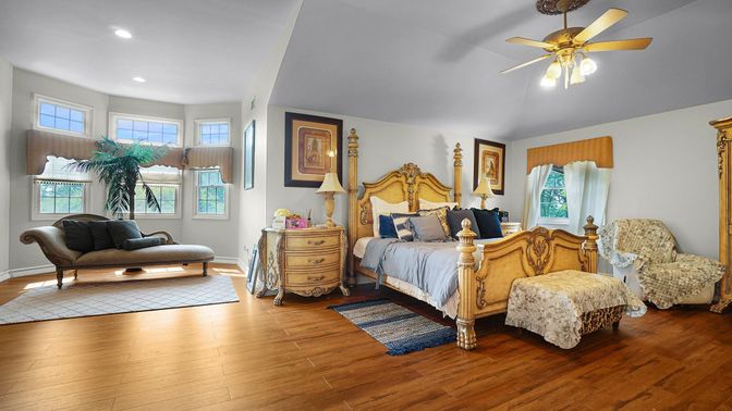 Bedroom, Interior, Recessed Lighting, Wood Texture Flooring