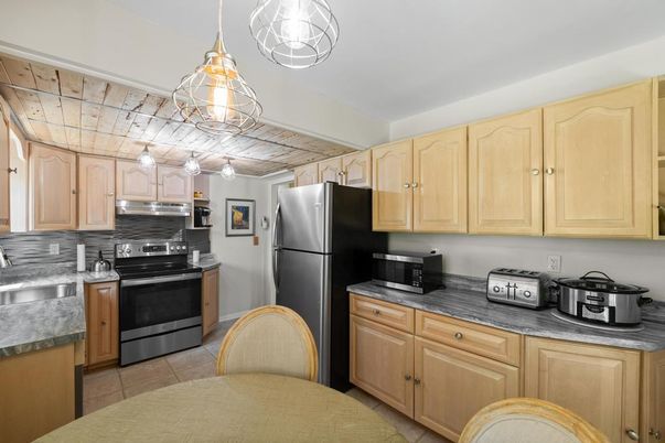 Interior, Kitchen, Pendant Lights