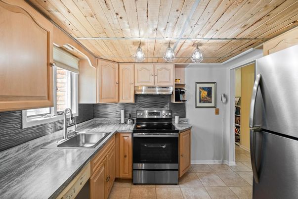 Interior, Kitchen, Wooden Ceilings