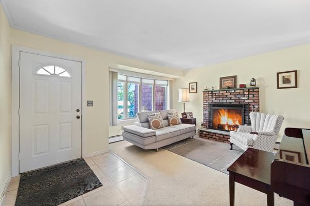 Fireplace, Interior, Living room