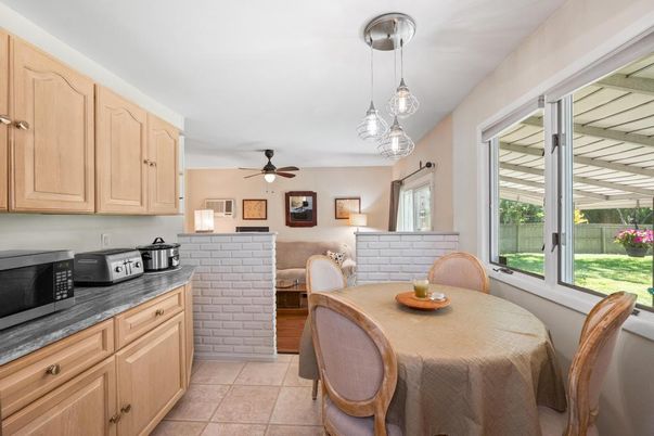 Dining room, Interior, Kitchen, Pendant Lights