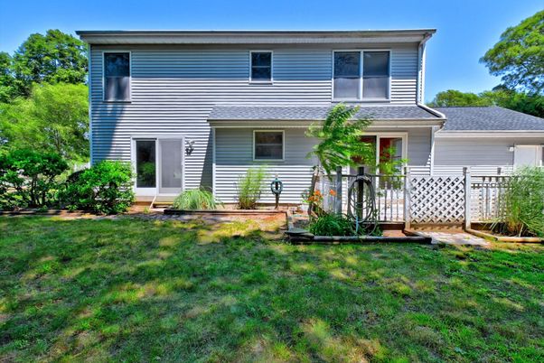Backyard, Exterior, Facade, American Foursquare