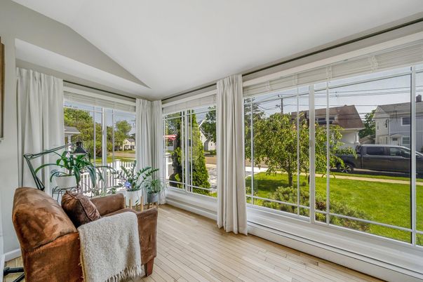 Interior, Living room, Sun Room, Wood Texture Flooring