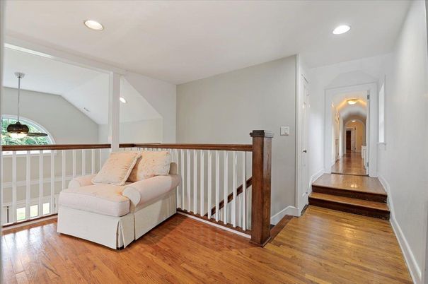 Interior, Pendant Lights, Recessed Lighting, Wood Texture Flooring