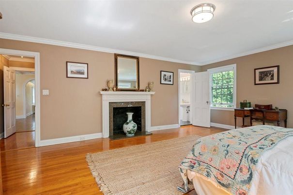 Bedroom, Fireplace, Interior, Wood Texture Flooring