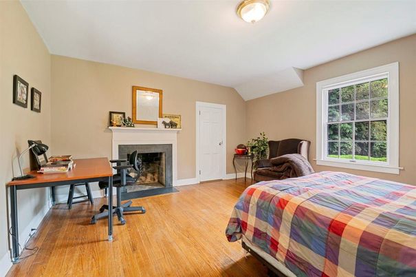 Bedroom, Fireplace, Home Office, Interior, Wood Texture Flooring