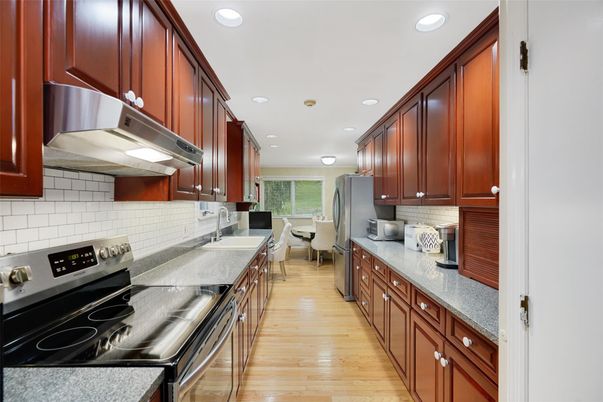 Dining room, Interior, Kitchen, Recessed Lighting, Stainless Steel Appliances, Wood Texture Flooring