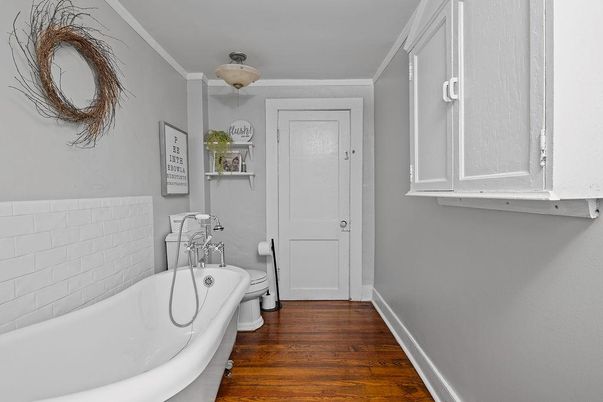 Bathroom, Interior, Wood Texture Flooring