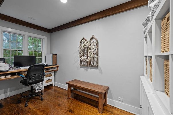 Home Office, Interior, Recessed Lighting, Wood Texture Flooring