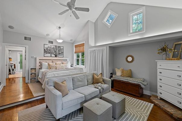 Bedroom, Interior, Pendant Lights, Wood Texture Flooring