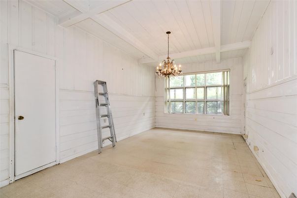 Chandelier, Empty room, Interior