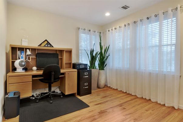 Home Office, Interior, Recessed Lighting, Wood Texture Flooring