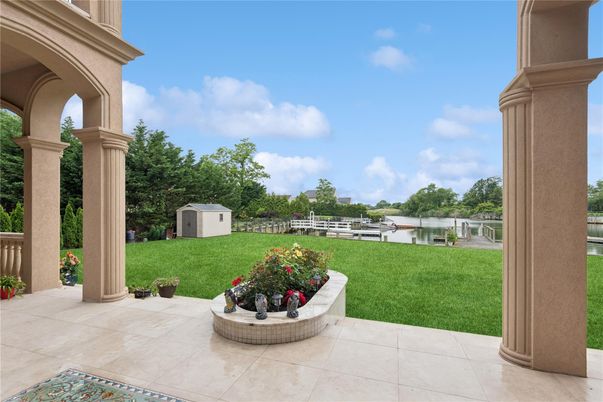 Backyard, Exterior, Water