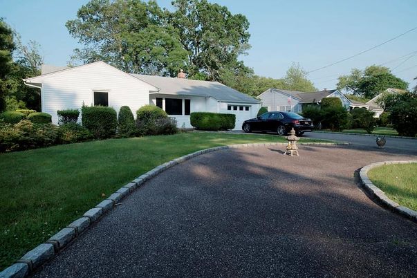Attached, Exterior, Facade, Ranch