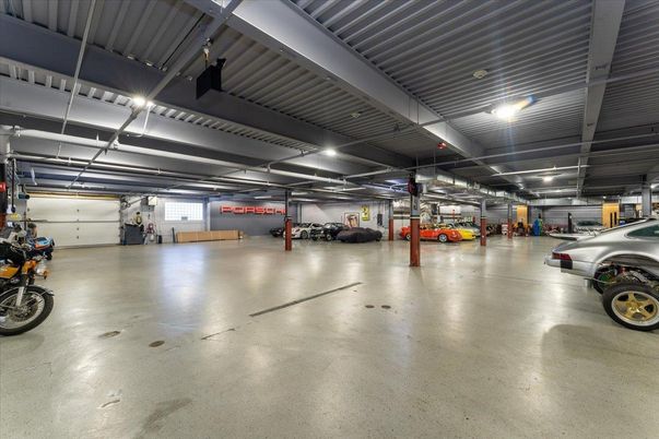Garage, Interior, Recessed Lighting