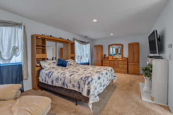 Bedroom, Interior, Recessed Lighting