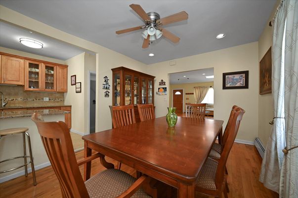 Dining room, Interior, Recessed Lighting, Wood Texture Flooring
