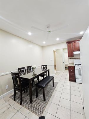 Dining room, Interior, Kitchen, Recessed Lighting
