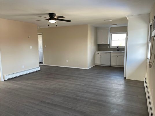 Empty room, Interior, Kitchen, Wood Texture Flooring