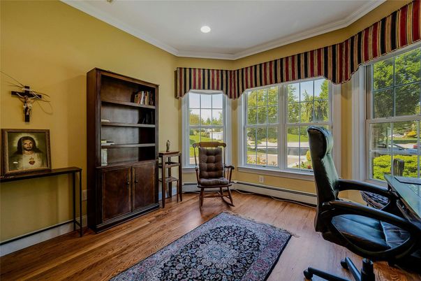 Home Office, Interior, Recessed Lighting, Wood Texture Flooring