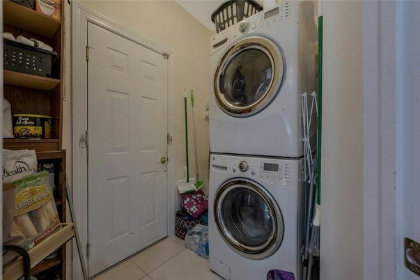 Interior, Utility Closets, Washer