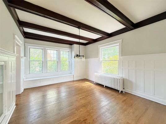 Empty room, Interior, Pendant Lights, Wooden Beams, Wood Texture Flooring