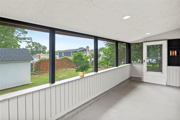 Interior, Recessed Lighting, Sun Room
